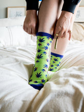 Load image into Gallery viewer, Lucky Leaf Socks
